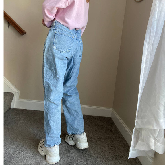 vintage y2k light wash Riders jeans, petite 12 (fits like a 30/31 S) - Picture 6 of 11